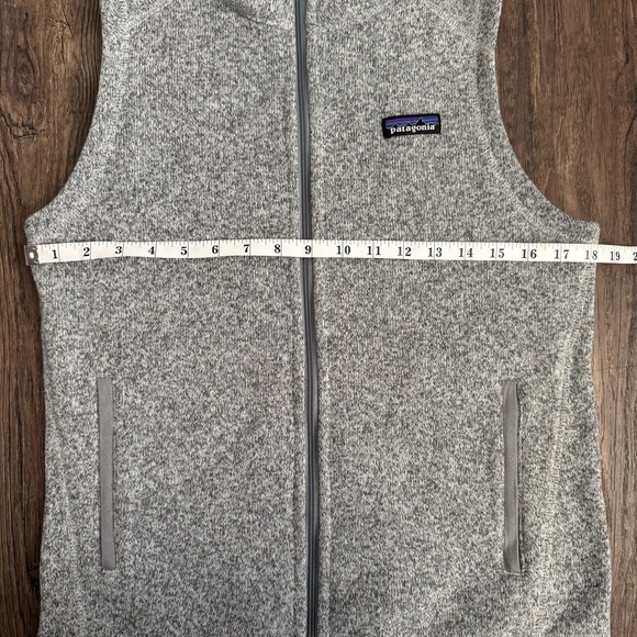 Patagonia Women's Better Sweater Vest in Birch White - Small - Picture 13 of 15